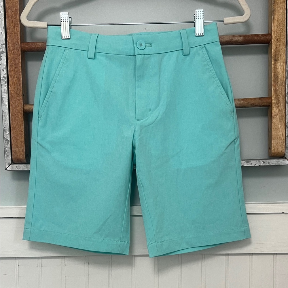 Boys Vinyard Vines performance shorts size 12